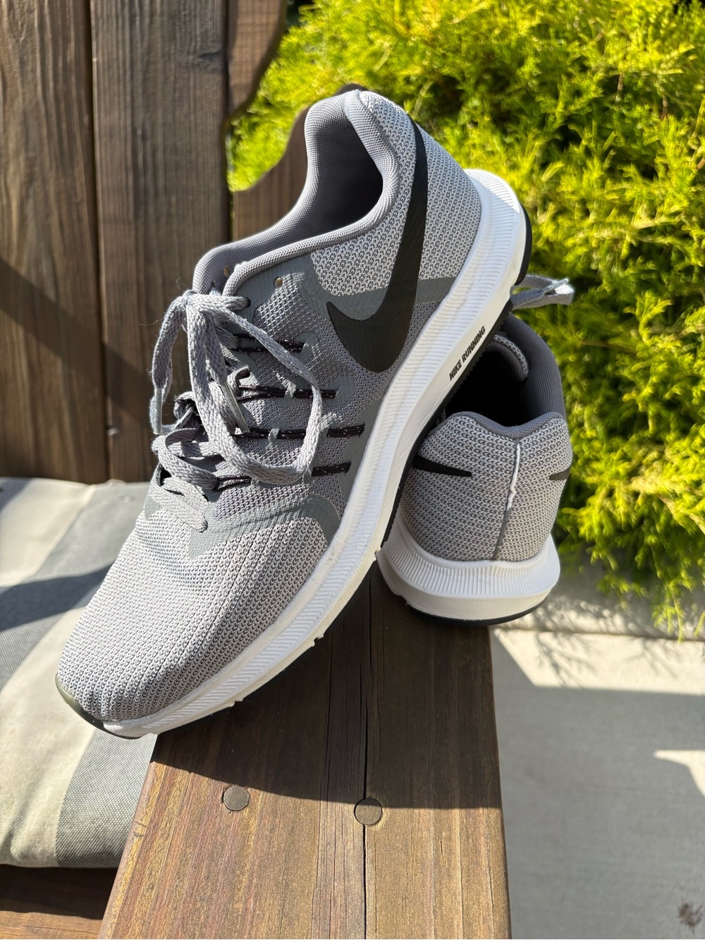 Nike Men's Run Swift 3.0 Mesh Athletic Running Shoes in Color GunSmoke Size 8.5